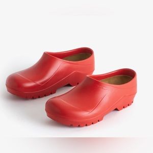Garden Clogs Nora Red - worn twice - size 39